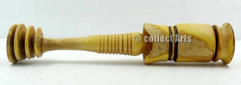 Pifana flute traditionelle Corse en corne de bélier Pièce unique réalisée apr F Cazorla